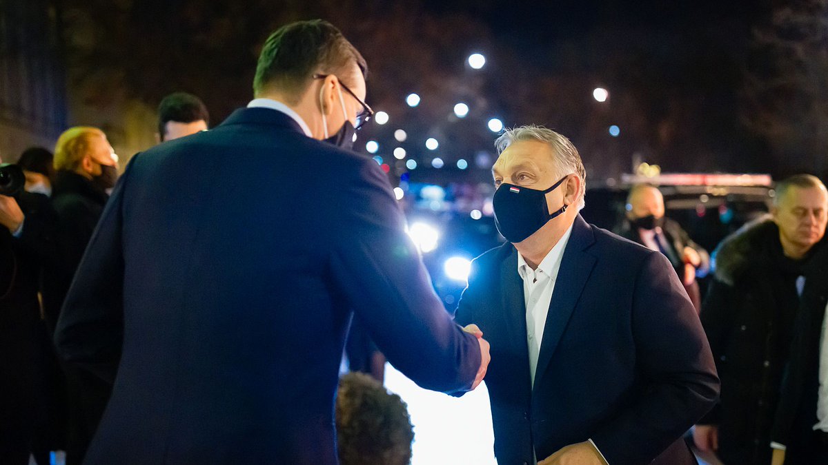 Prime Minister @MorawieckiM met with Prime Minister Viktor Orbán in Warsaw. During the conversation, among others, security issues in the region, in the context of the current situation on the Polish-Belarusian border of the European Union, as well as in the east of Ukraine
